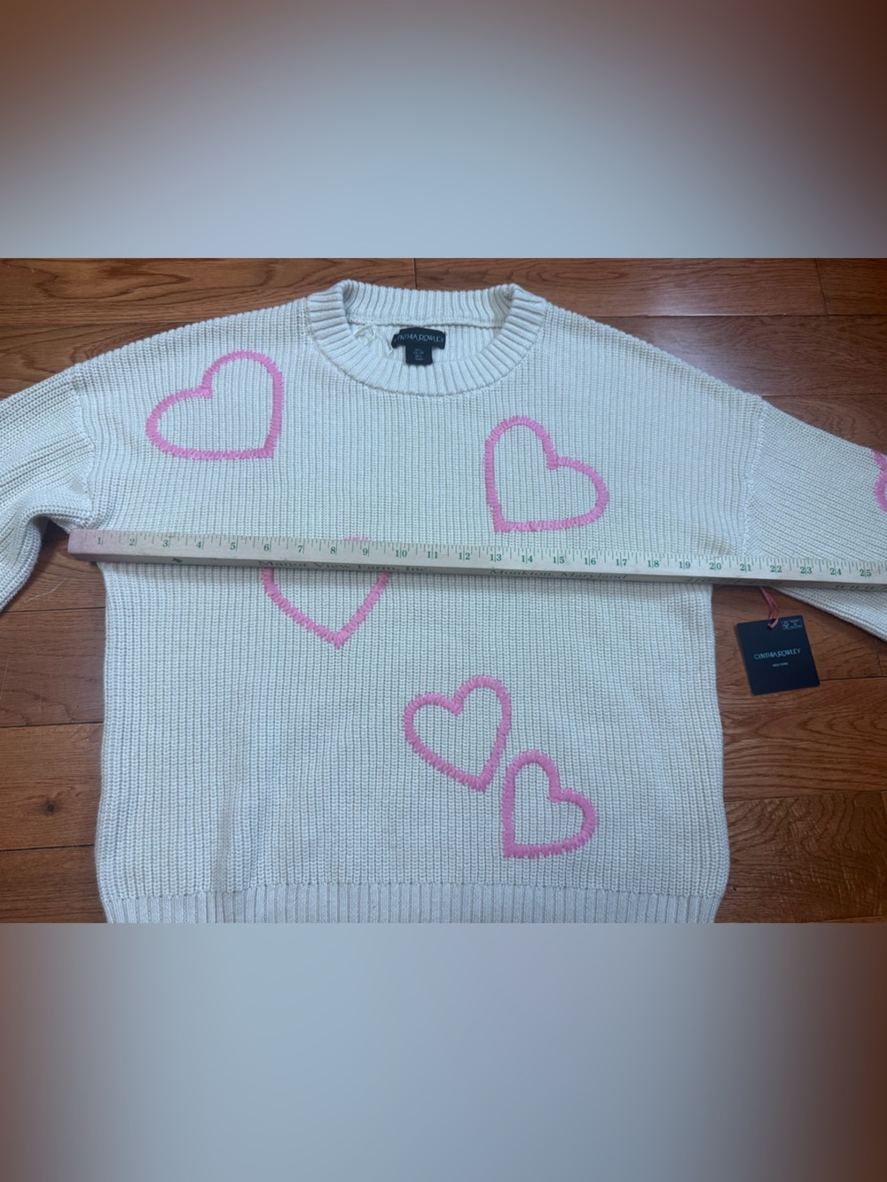 Cynthia Rowley Embroidered Heart Sweater NWT - Picture 7 of 8